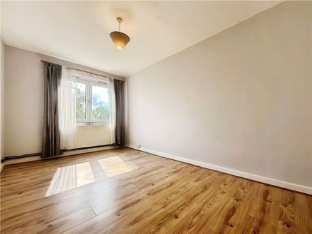 Farm Road, Whitton, Hounslow, TW4 5PQ - Photo 2
