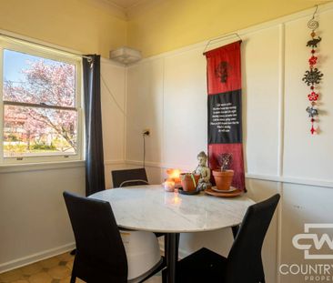 3 Bedroom Home close to Town - Photo 4