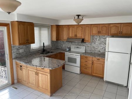 Property For Lease | W9283302 - Photo 4