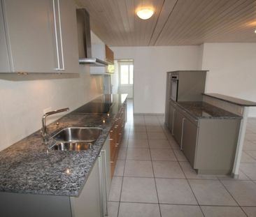 5.5 Zimmer, 122 m², 2. Stock - Photo 4