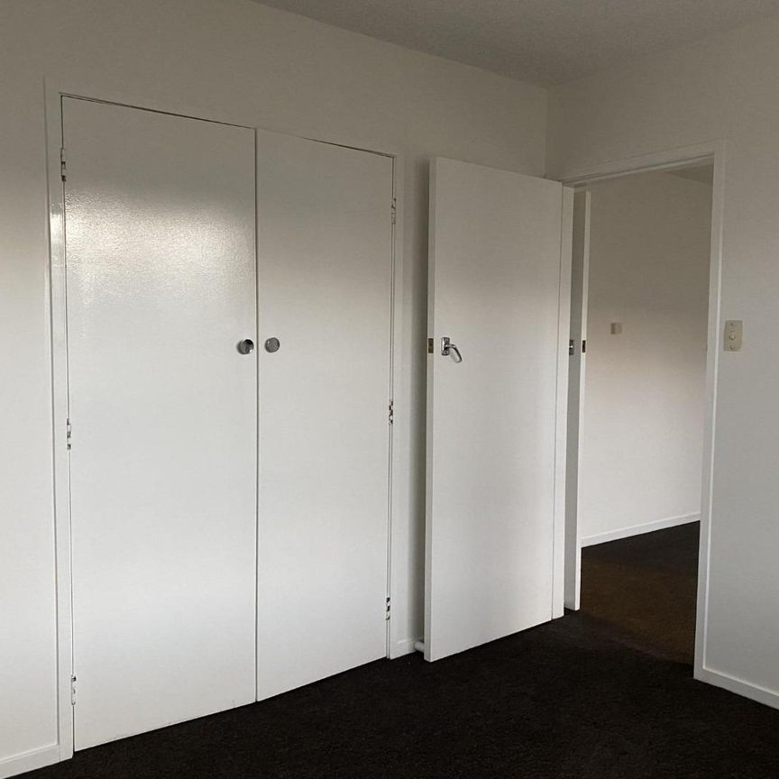 Fab Flat in Ham East - Photo 1