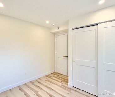 694B Crystal Street, Carson Grove - Carson Meadows, Ottawa, ON - Photo 2