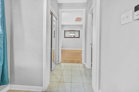 For Lease - 1250 Galesway Boulevard, Mississauga, Ontario - Photo 3