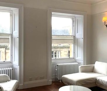 3 bedroom flat to rent - Photo 2