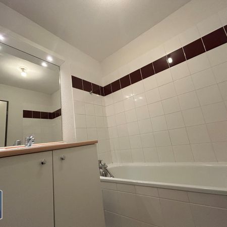 Location Appartement 2 pièces 44m² BOULAZAC ISLE MANOIRE 24750 - Photo 3