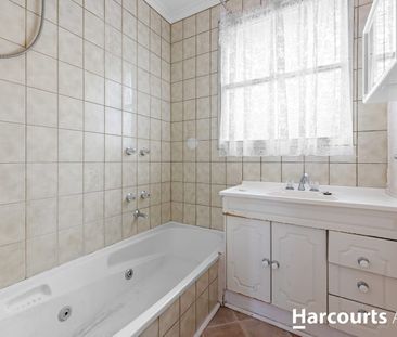 Charming Family Home in Frankston North - Photo 5
