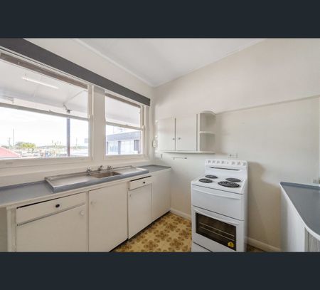 2/184 Pacific Highway, Swansea, NSW 2281 - Photo 4
