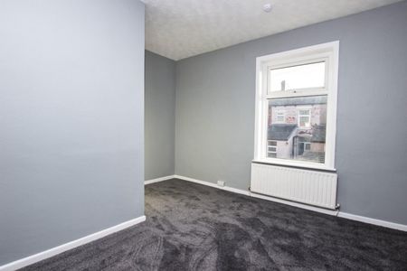 2 bedroom House To Let Total Size: 871 SQ FT - Photo 5