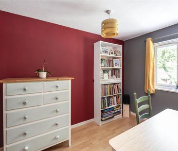 4 bedroom detached house to rent - Photo 6