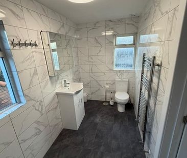 Room in a Shared House, North Circular Road, NW10 - Photo 6