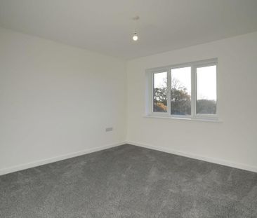 4 bedroom detached house to rent - Photo 5