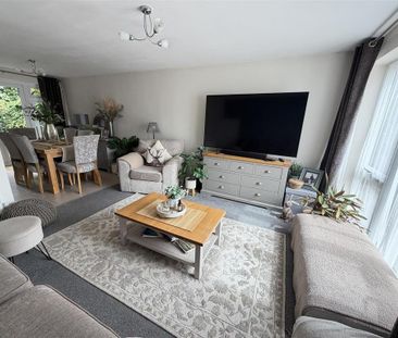 2 bedroom detached house to rent - Photo 2