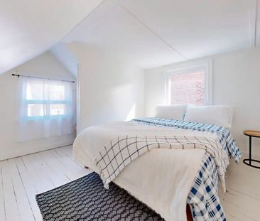 For Lease - 316 Silverthorn (main and second floor) Avenue, Toronto... - Photo 3