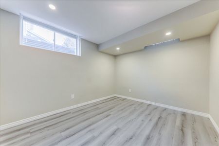 For Lease - 248 Cosgrove Drive Unit# Bsmt, Oshawa, Ontario - Photo 5