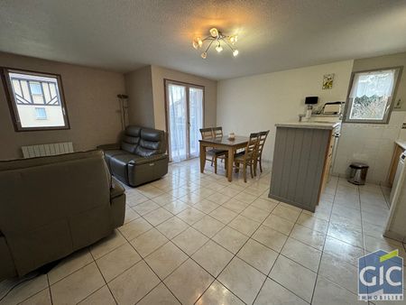 Location Appartement 3 pièces 50m² - Photo 2