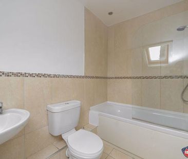 2 bedroom property to rent - Photo 4