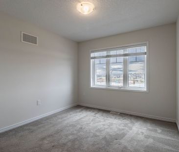 For Lease - 34 MacLachlan Avenue, Haldimand, Ontario - Photo 3