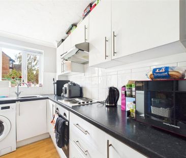 1 bedroom semi-detached house to rent - Photo 4