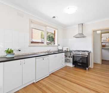 54 Boyd Street, Doncaster - Photo 2