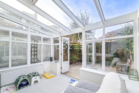 3 bedroom terraced house to rent - Photo 2