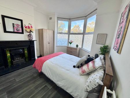 Room 1 – Narborough Road, LE3 2FS - Photo 4