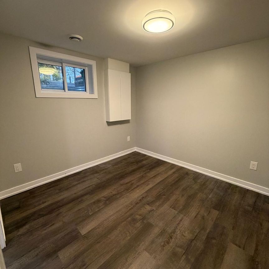 2424 Kaladar AveOttawa, ON K1V 8C1 - Photo 1