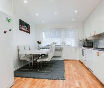 Tomtbergavägen, Norsborg - Photo 4