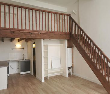 Location Appartement 1 pièce 41m² BORDEAUX 33000 - Photo 2