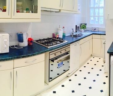 Room in a Shared Flat, Scott Ellis Gardens, NW8 - Photo 1