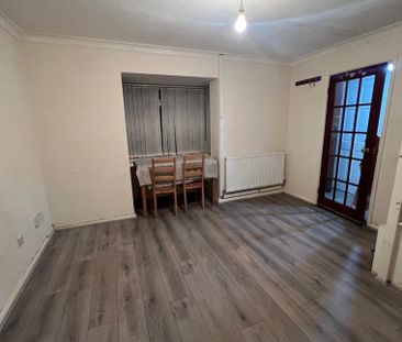 2 bedroom detached house to rent - Photo 1