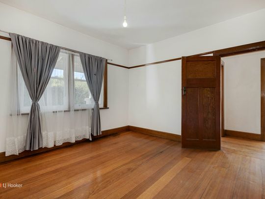 31 Collins Street, BROOKLYN - Photo 1