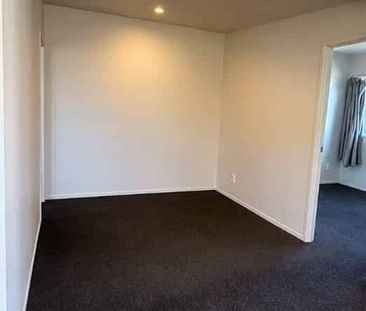Tidy Two-Bedroom Home in Koutu- Lawns included - Photo 5