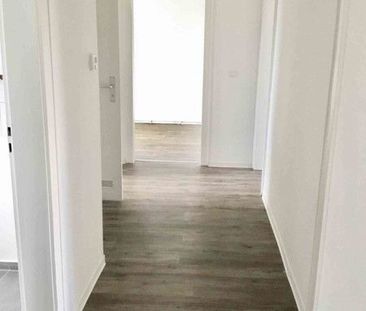 Wir renovieren für Sie eine schöne 3-Zimmer,Wohnung mit Balkon - Foto 4