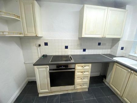 1 bedroom flat to rent - Photo 5