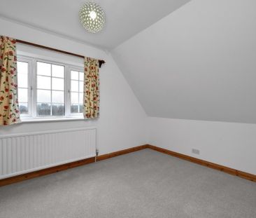 4 bedroom detached house to rent - Photo 5