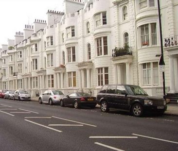 Gloucester Terrace, Lancaster Gate, W2 - Photo 3
