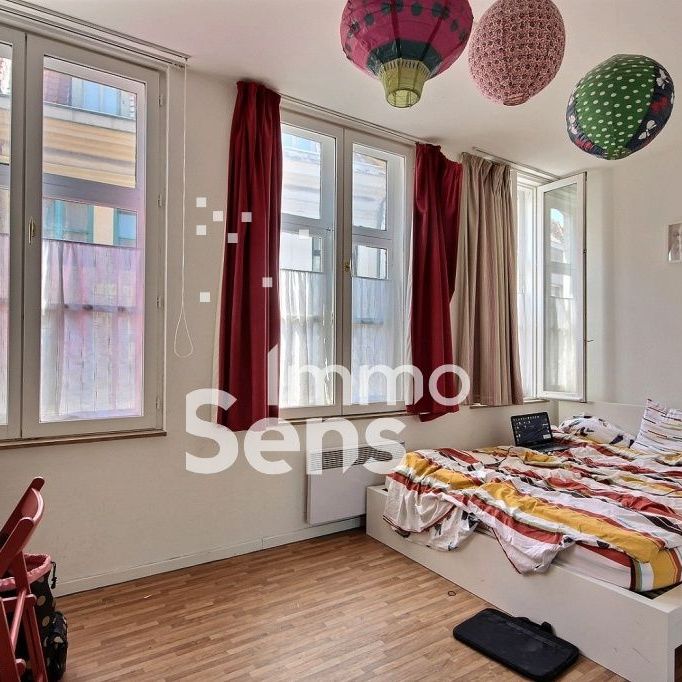 Location appartement - Lille VIEUX LILLE - Photo 1