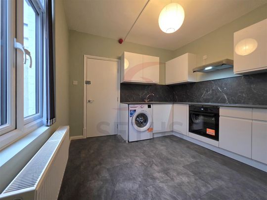 Fosse Road South, LE3, Leicester - Photo 1