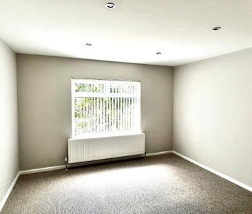 19 Knockmount Gardens, Belfast, BT5 6GP - Photo 4