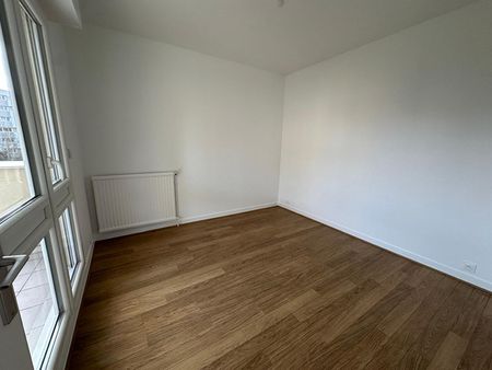 3 PIECES - CHATOU - Photo 2