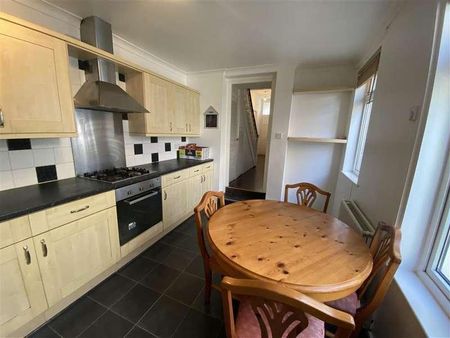 Wells Street, Cardiff, CF11 - Photo 2