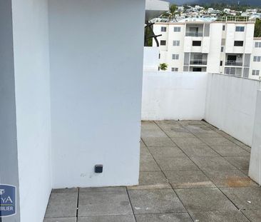 Location Appartement 4 pièces 72m² STE CLOTILDE 97490 - Photo 4