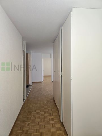 4.5-room apartment on the 1st floor with elevator - Photo 5