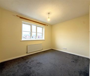 2 bedroom end of terrace house to rent - Photo 5