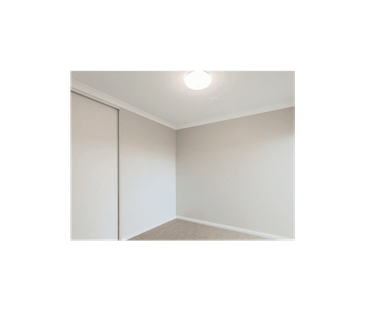 ROCKINGHAM 2 BEDROOM UNIT FOR LEASE - PRIME LOCATION - Photo 2