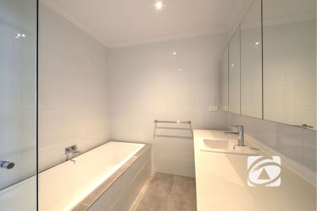 TOWNHOUSE IN BERWICK'S EXCLUSIVE HARK - Photo 4