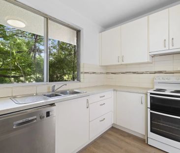 Quiet Apartment Block - Photo 4