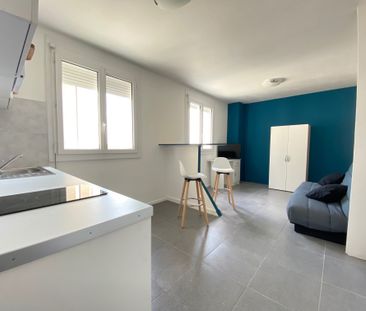 Location Appartement 1 pièce 23m² SAUMUR 49400 - Photo 2