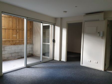 G04/6 Hope Street, Brunswick VIC 3056 - Photo 3