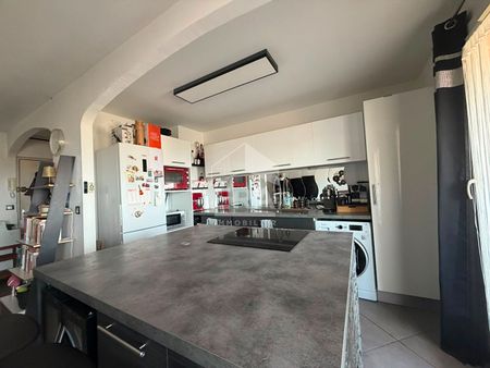 Location Appartement 2 pièces 48m² - Photo 3